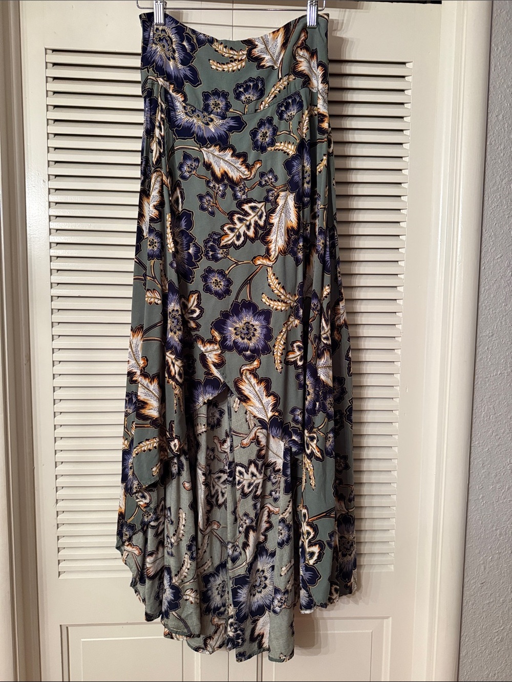 O'Neill Sage Green Asymmetrical Floral Maxi Skirt with Navy and Cream Accents